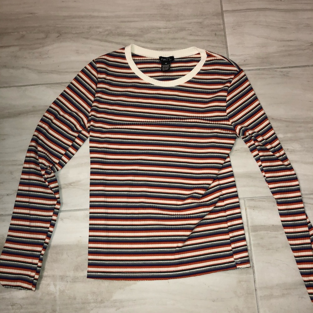 Rue 21 long sleeve shirt